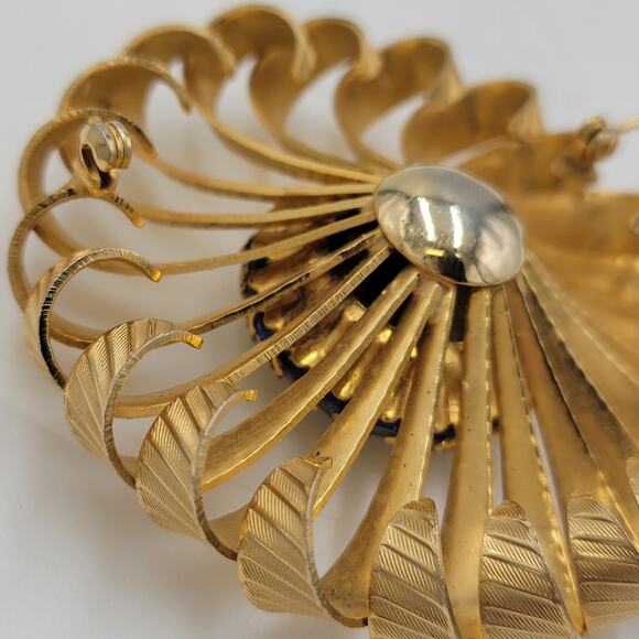 Vintage Rhinestone Pinwheel Brooch 2" Blue Green Gold Tone Crown Setting Pin - Picture 7 of 12